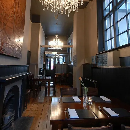 White Horse & Griffin