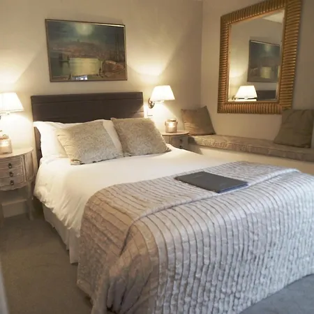 White Horse & Griffin