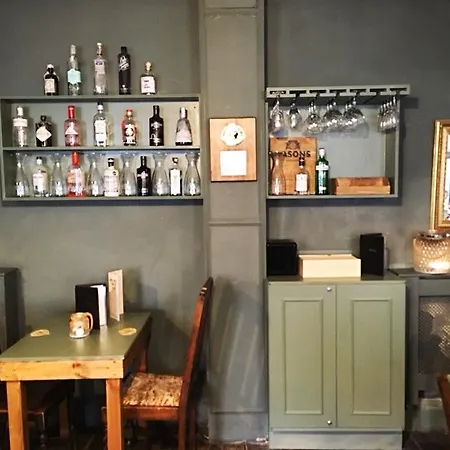 White Horse & Griffin Hotel 3*