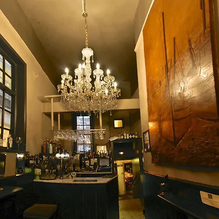 Hotel White Horse & Griffin 3*