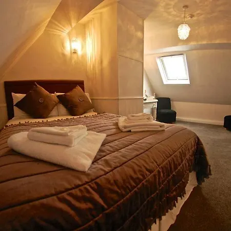 White Horse & Griffin 3* Whitby