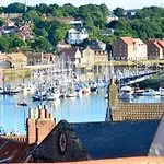 Hotel White Horse & Griffin 3*