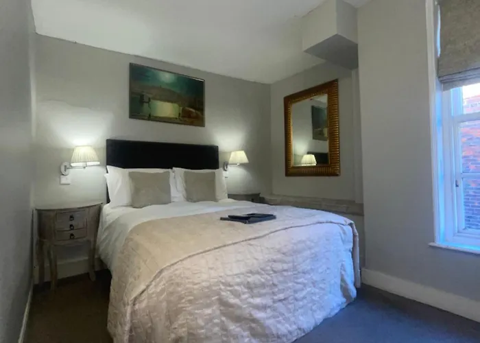 Hotel White Horse & Griffin 3*