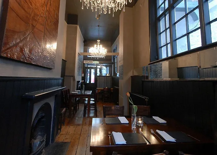 White Horse & Griffin