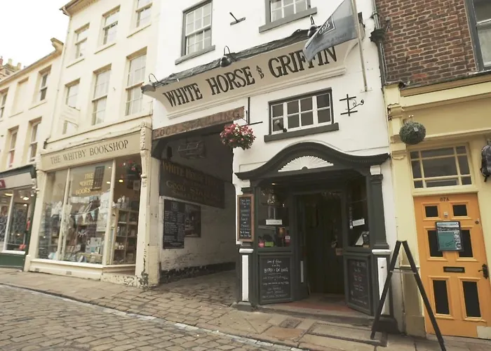 White Horse & Griffin 3* Whitby