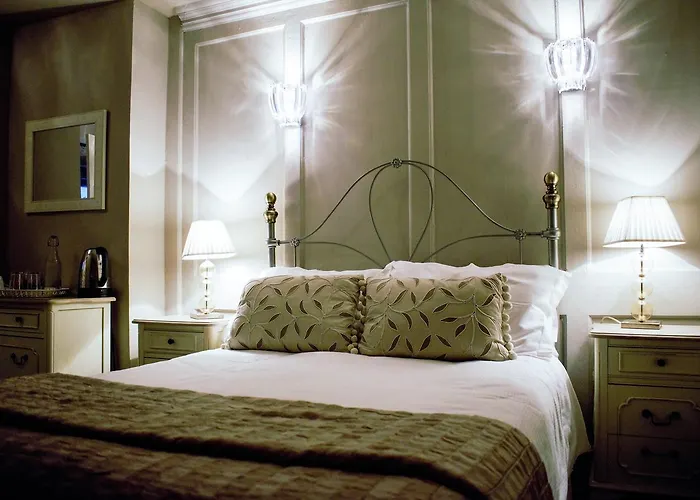 Hotel White Horse & Griffin 3*