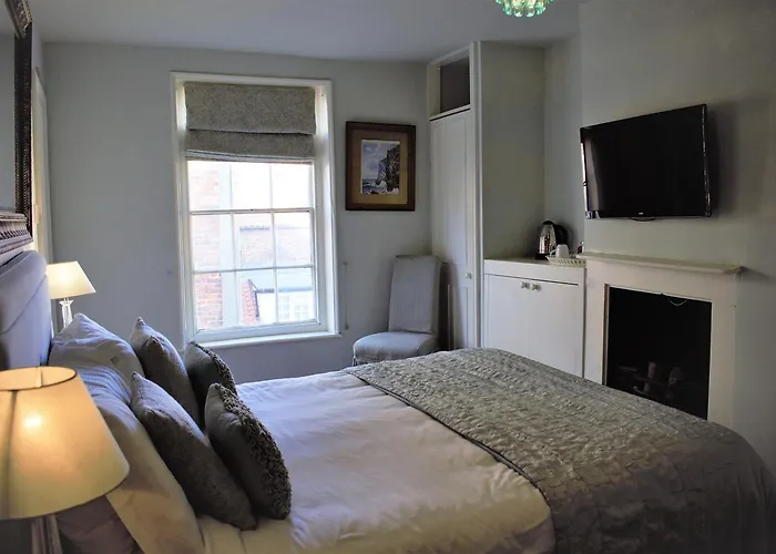 White Horse & Griffin Hotel 3*