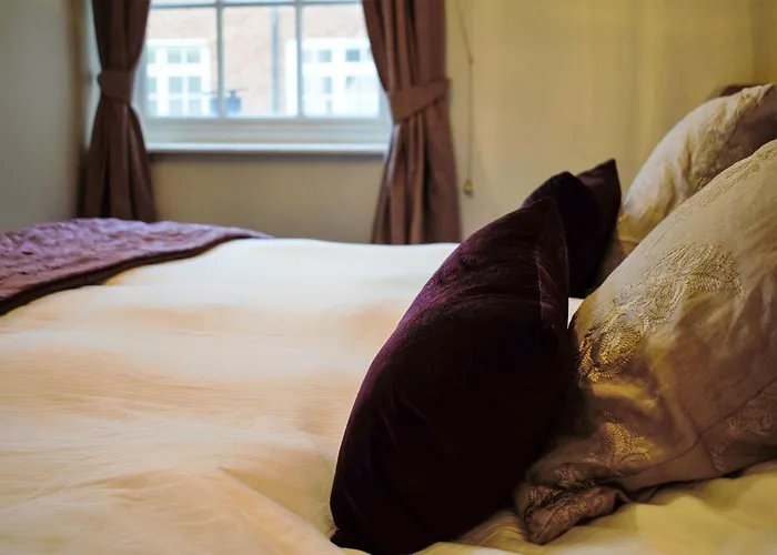 Hotel White Horse & Griffin 3*