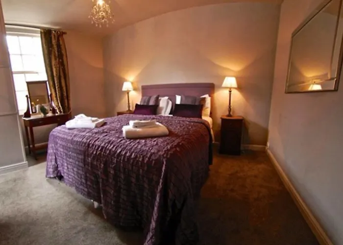 Hotel White Horse & Griffin 3*