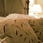 White Horse & Griffin 3*
