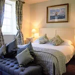White Horse & Griffin